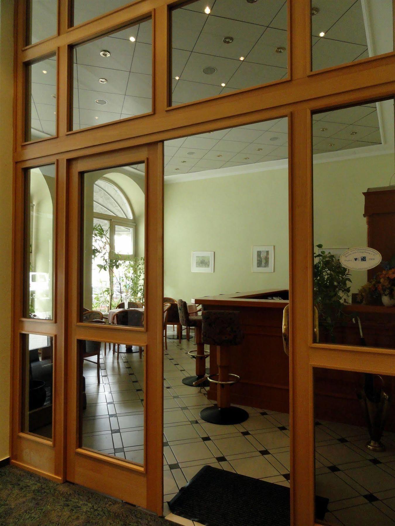 Hotel Graf Pueckler Берлин Екстериор снимка