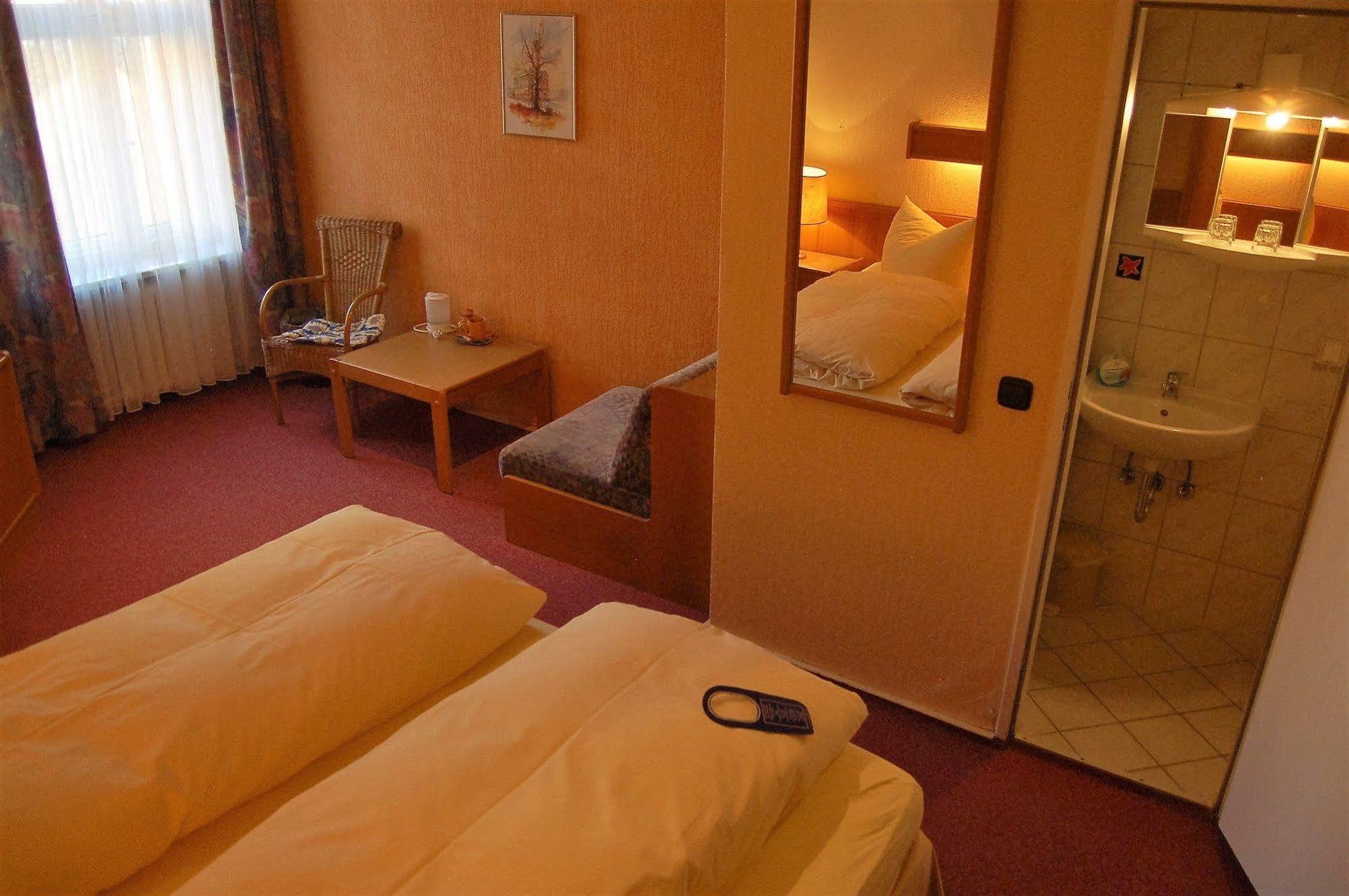 Hotel Graf Pueckler Берлин Екстериор снимка
